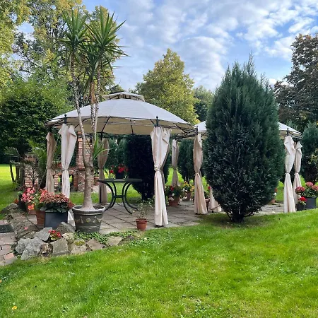 Park Reichenbach Bed & Breakfast *